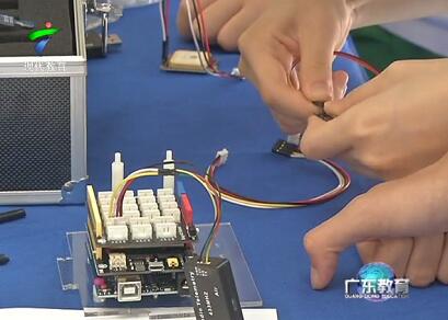 你追星么？研学小卫星首次放飞